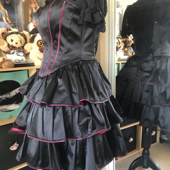 Betsey Johnson zipper black dress in size 2 - Picture 7 of 9